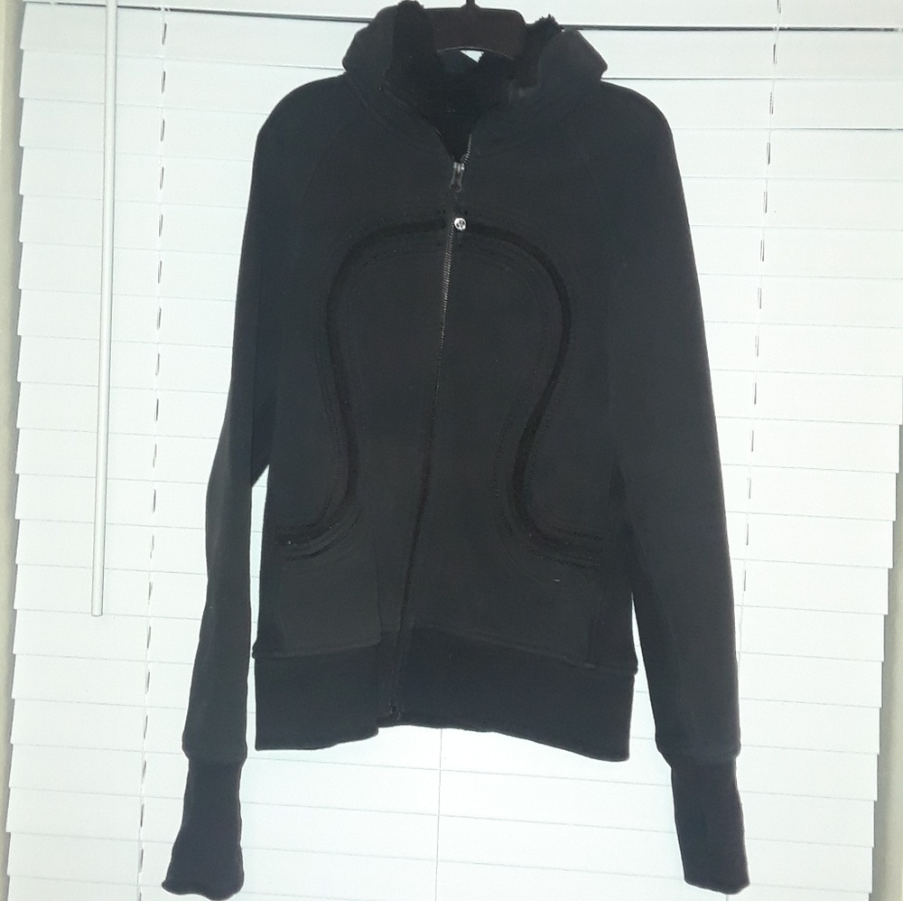 Lululemon scuba warm black jacket